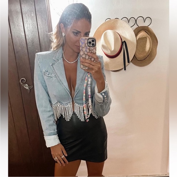 ⚡️⚡️AREA Scalloped Embellished Cropped Denim Jacket in Pale Blue, Size 4,NWT - Picture 6 of 17